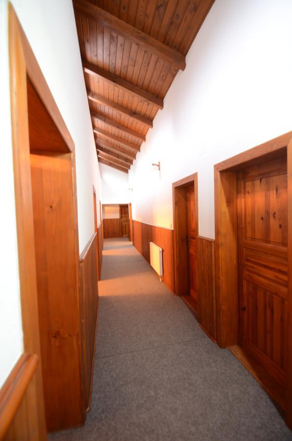 Salas-Partizánske Exterior photo